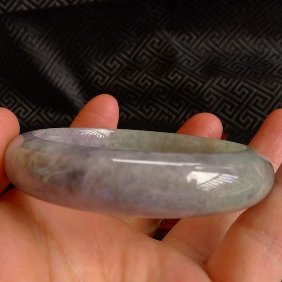 100% natural untreated jade jadeite bangle bracelet light green hand carved 59mm - Picture 6 of 12